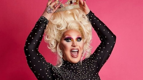 Muere a los 32 años The Vivienne, reina de las «drag queens» del Reino Unido