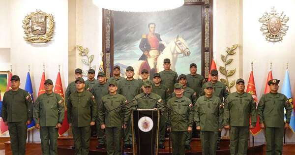 La Nación / Edmundo González al Ejército venezolano: “Debo asumir el rol de comandante en jefe”