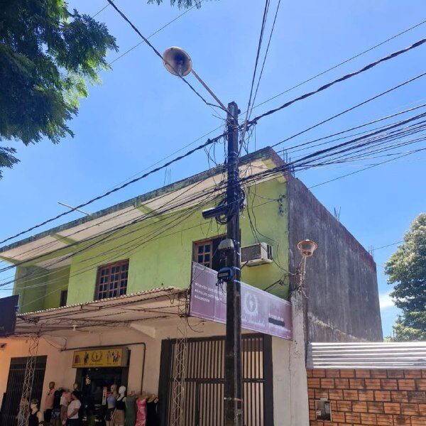 Electricista murió al recibir descarga y caer de gran altura