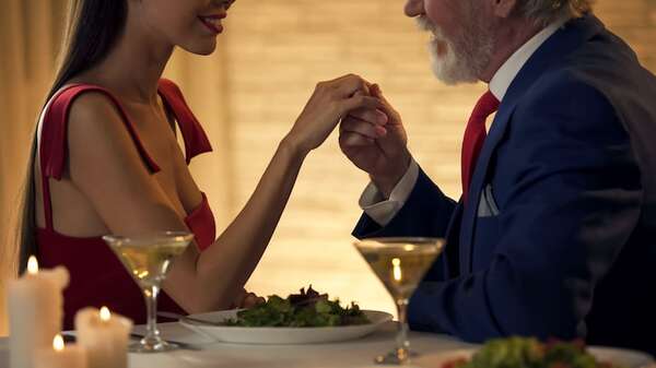 Amor intergeneracional: ventajas y desafíos de las relaciones con gran diferencia de edad - Estilo de vida - ABC Color