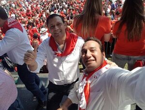 Víctor Bogado revela cómo convenció a Hugo Javier a unirse al cartismo · Radio Monumental 1080 AM