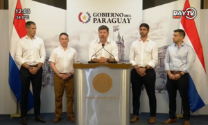 Viceministros del MIC asumen con el compromiso de diversificar la agenda económica del país - .::Agencia IP::.