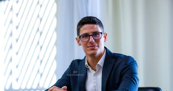 La Nación / Joshua Abreu renunció a la Superintendencia de Valores
