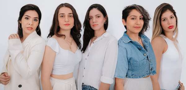 Cumbia desde el sur: grupo Akashara lanzó su sencillo “Amor con mentiras” - Música - ABC Color