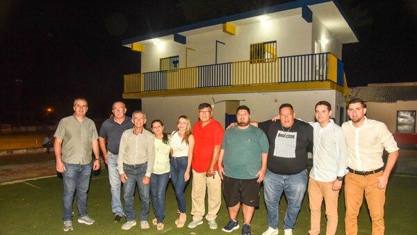 Los Reyes Magos dejaron huellas en el Club 6 de Enero de Lambaré