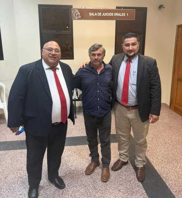 Tribunal dice Fiscalía no probó daño patrimonial y absolvió a exintendente de Mbocayaty