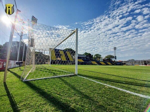 Versus / El último partido de Guaraní en Dos Bocas antes de su demolición