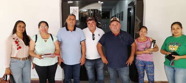 Vecinos de Laureles exigen soluciones urgentes ante el abandono de obras viales y energético - Nacionales - ABC Color