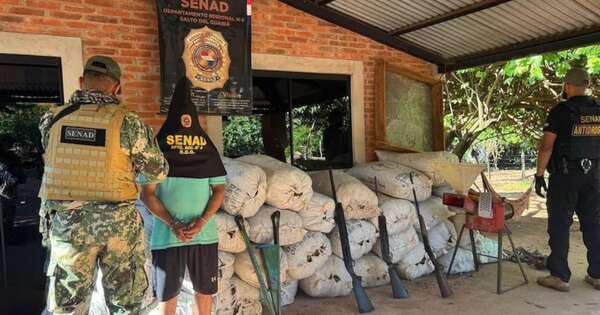 La Nación / Maracaná: comisan más de 7 toneladas de marihuana
