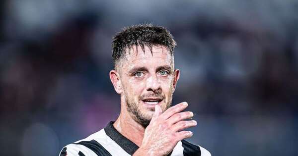 La Nación / Silva ya rescindió y Merlini negocia
