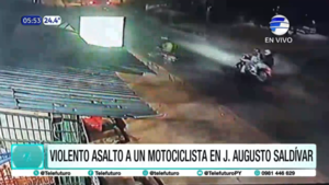 Violento asalto a motociclista en J. Augusto Saldívar