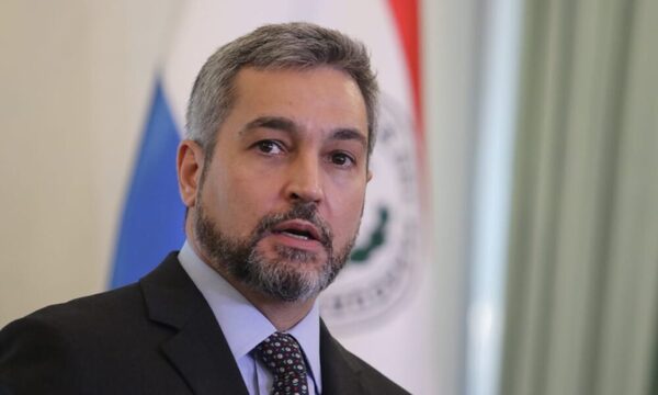 Abdo y otros exmandatarios acompañarán a Edmundo González en Venezuela