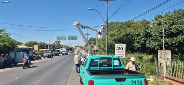 Combate a la conectividad irregular de energía eléctrica en Nanawa • PARAGUAY TV