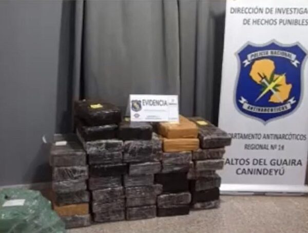 Policías arrestados en Salto del Guairá con 280 kilos de marihuana · Radio Monumental 1080 AM