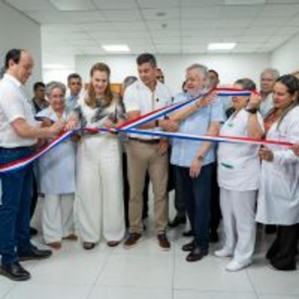 Habilitan quirófano y nuevas camas para mejorar atención en el IPS :: Presidencia de la República del Paraguay
