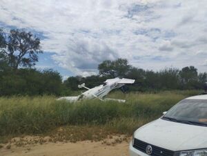 Avión sufrió daños materiales tras un aterrizaje forzoso en Boquerón