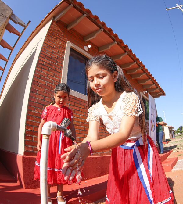 Primer fondo de garantías para viviendas permitirá que más familias accedan a la casa propia, afirma MUVH - .::Agencia IP::.