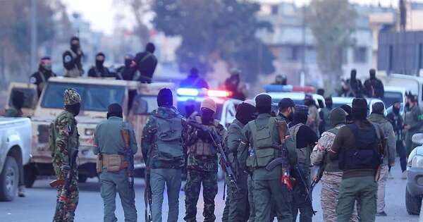 La Nación / Nuevo gobierno de Siria tropieza con un poderoso grupo rebelde del sur