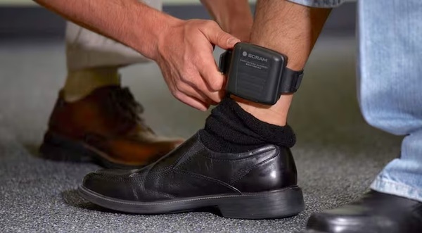 Primera autorización judicial para el uso de tobilleras electrónicas en casos de violencia doméstica