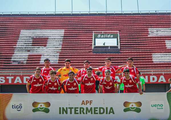 El fútbol esteño en declive con muestra de panorama desolador - La Clave