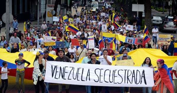 La Nación / Gobierno chavista anuncia detención de funcionario de FBI