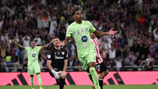 Lamine Yamal vuelve a dar brillo al Barcelona