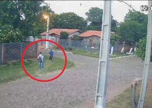 Video: asaltan a un adolescente para robarle el celular en Luque - Policiales - ABC Color