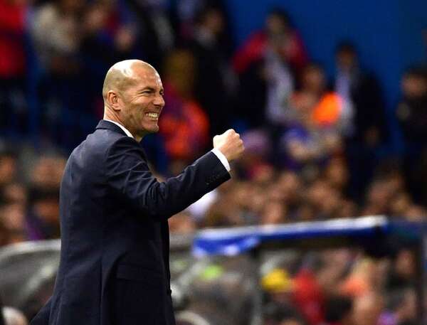 Zidane, favorito para reemplazar a Deschamps como DT de Francia - Fútbol Internacional - ABC Color