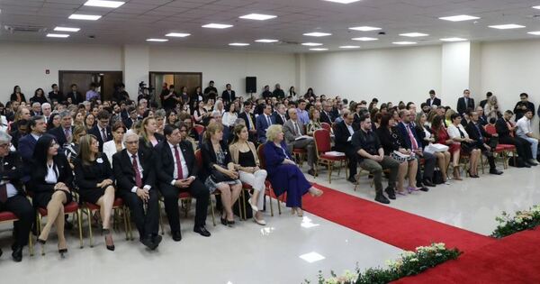 Más de 140 nuevas carreras acreditadas por la ANEAES en el 2024