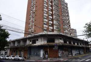 “Elefante blanco” del MEC: volverán a evaluar situación del edificio Excelsior - Nacionales - ABC Color
