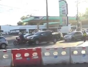 Caos por obras en San Lorenzo: PMT y Patrulla Caminera coordinan apoyo · Radio Monumental 1080 AM