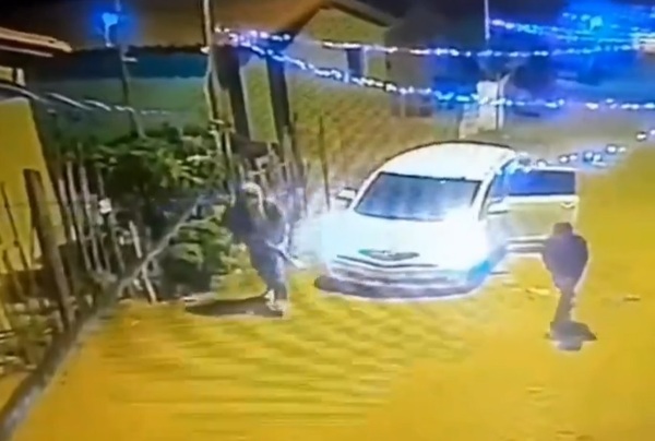 Entraron a la casa de una mujer y la mataron a balazos - ADN Digital