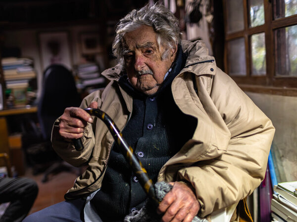 José Mujica anuncia que se está muriendo y que no se va a someter a más tratamientos - La Clave