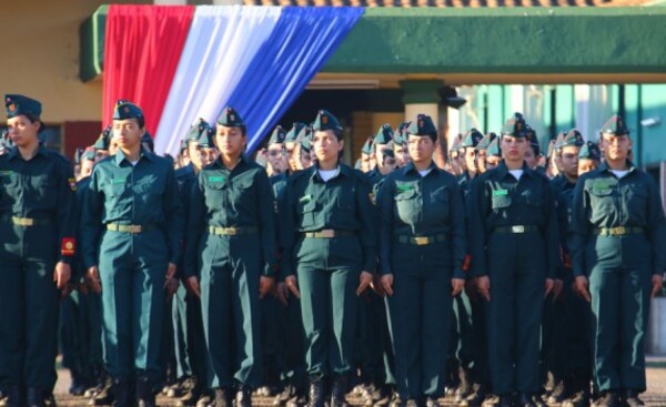 Fuerzas Armadas celebra histórica inclusión de mujeres al Cimefor
