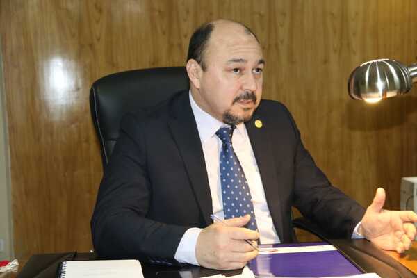 El Economista Julio Fernández habla de la solidez económica de Paraguay