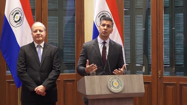 Peña confía en que las tres mayores calificadoras de riesgo darán el grado de inversión a Paraguay en corto tiempo - .::Agencia IP::.