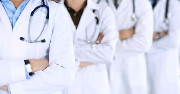 Diario HOY | Salud autoriza selección para médicos residentes en Medicina Familiar