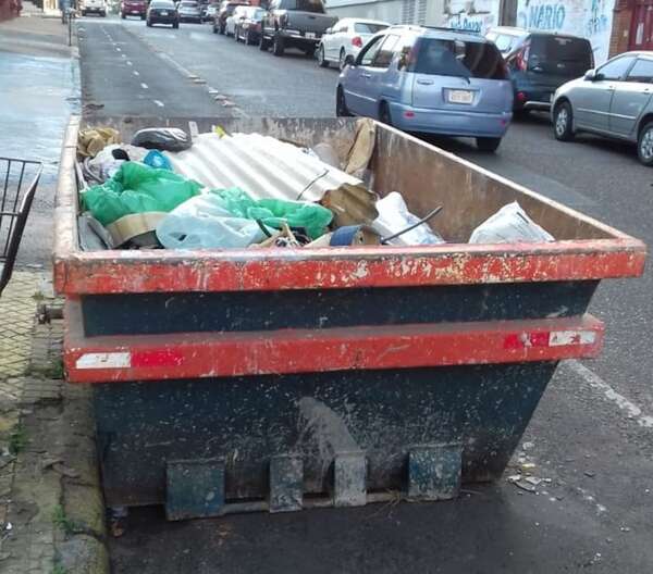 Asunción: distribuidores de materiales denuncian monopolización de recolección de escombros - Nacionales - ABC Color