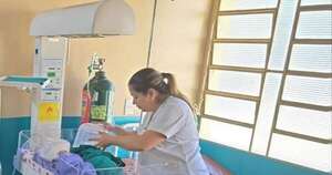La Nación / Por primera vez celebran exitoso parto de gemelos en centro de salud de O´Leary