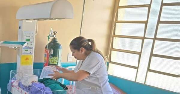 La Nación / Por primera vez celebran exitoso parto de gemelos en centro de salud de O´Leary