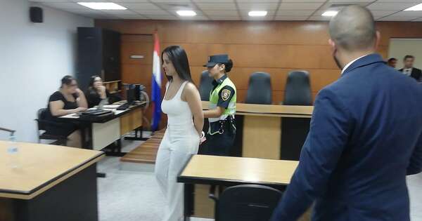 La Nación / Ordenan libertad de modelo tras ser detenida por no presentarse a su juicio oral