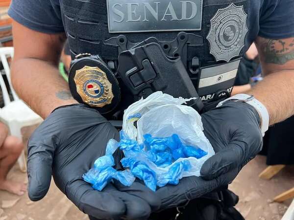 San Bernardino: aprehenden a dos jóvenes que vendían cocaína; uno de ellos cumplía prisión domiciliaria - Nacionales - ABC Color
