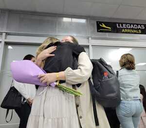 Durante el año pasado, 140 compatriotas en estado vulnerable y 400 restos mortales fueron repatriados a Paraguay - .::Agencia IP::.