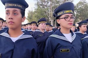 Una jubilada de 52 años y un metalúrgico de 62 cumplieron su sueño de entrar al Cimefor 2025 - Nacionales - ABC Color