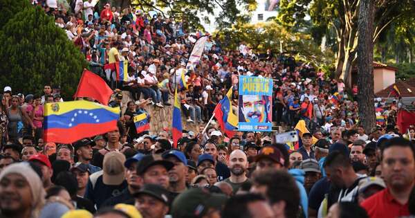 La Nación / EE. UU. exige que se respete el derecho de Machado a hablar libremente en Venezuela