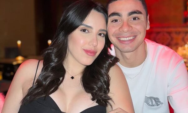 Miguel Almirón y su esposa se muestran en un romántico paseo por París
