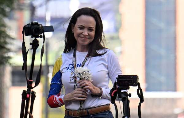 María Corina Machado dice que está en un "lugar seguro" tras denuncia de "retención" - Mundo - ABC Color