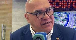 La Nación / Analista estima que la dictadura chavista caerá en este 2025: “El barco está haciendo aguas”