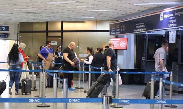 Migraciones registró más ingresos al país que salidas en operativo fin de año – Prensa 5