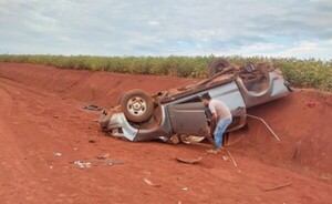 Polvareda en camino de tierra causó aparatoso accidente